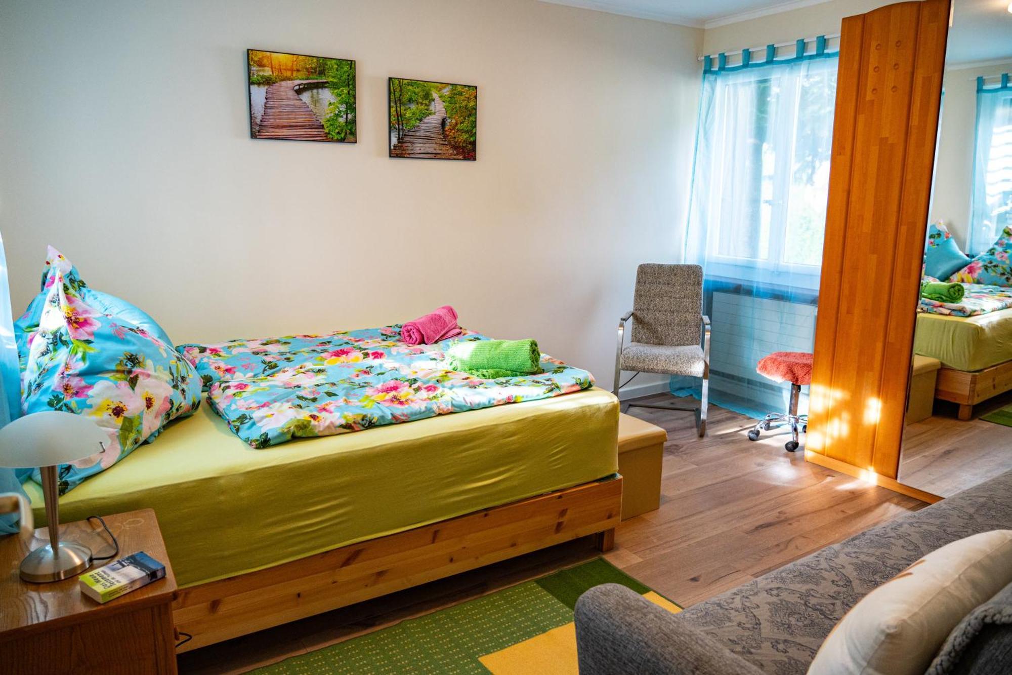 Gemuetliche Wohnung Mit Terasse Und Feuerstelle Lengnau  Kültér fotó